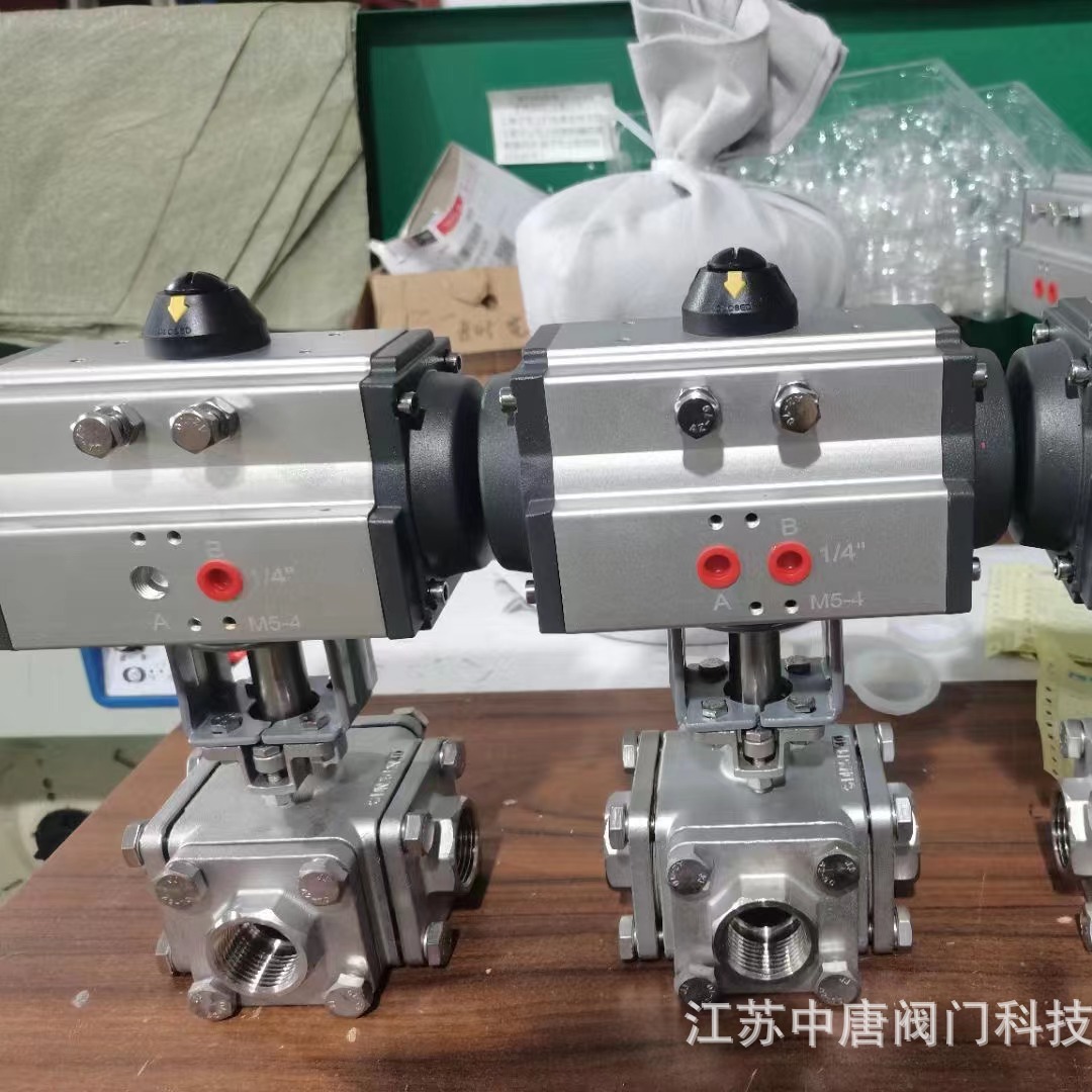 Q616F-25RL气动全通径四通球阀 双L型结构 O型浮动球 内螺纹阀门
