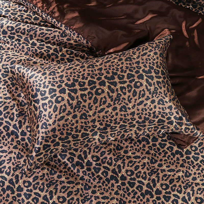 Double-sided silk pillowcase, 48×74 cm, reversible floral patterns (multiple colors)