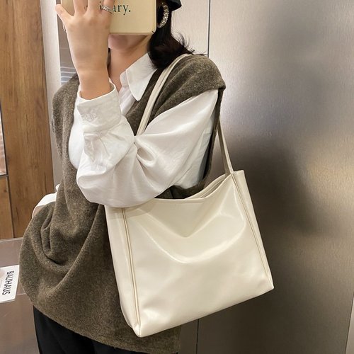 Tot Bags Large Capacity Women's Handbag Shoulder Bag Commute High-End New Design Crossbody Bag Retro Unique Style