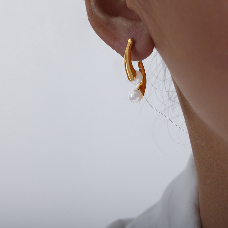 Personalizada elegante nicho estilo casual elegante diseño de división incrustaciones de alto brillo cuentas de concha de titanio simple de acero chapado en oro