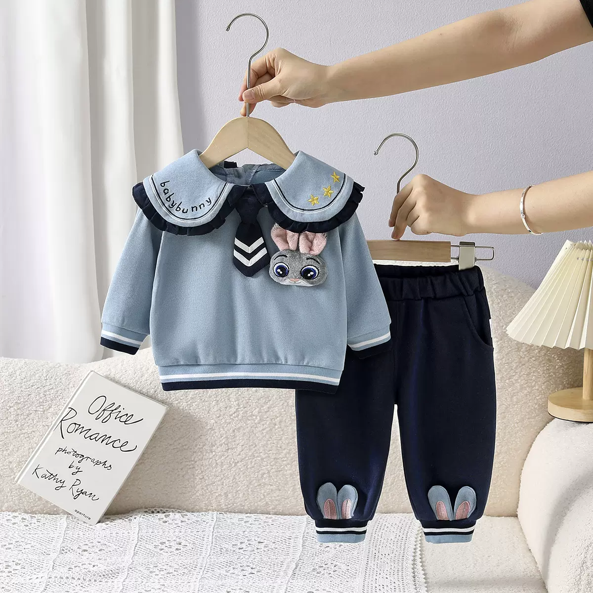 秋季兔子警官儿童套装女两件套可爱学院风卫衣一岁宝宝衣服批发