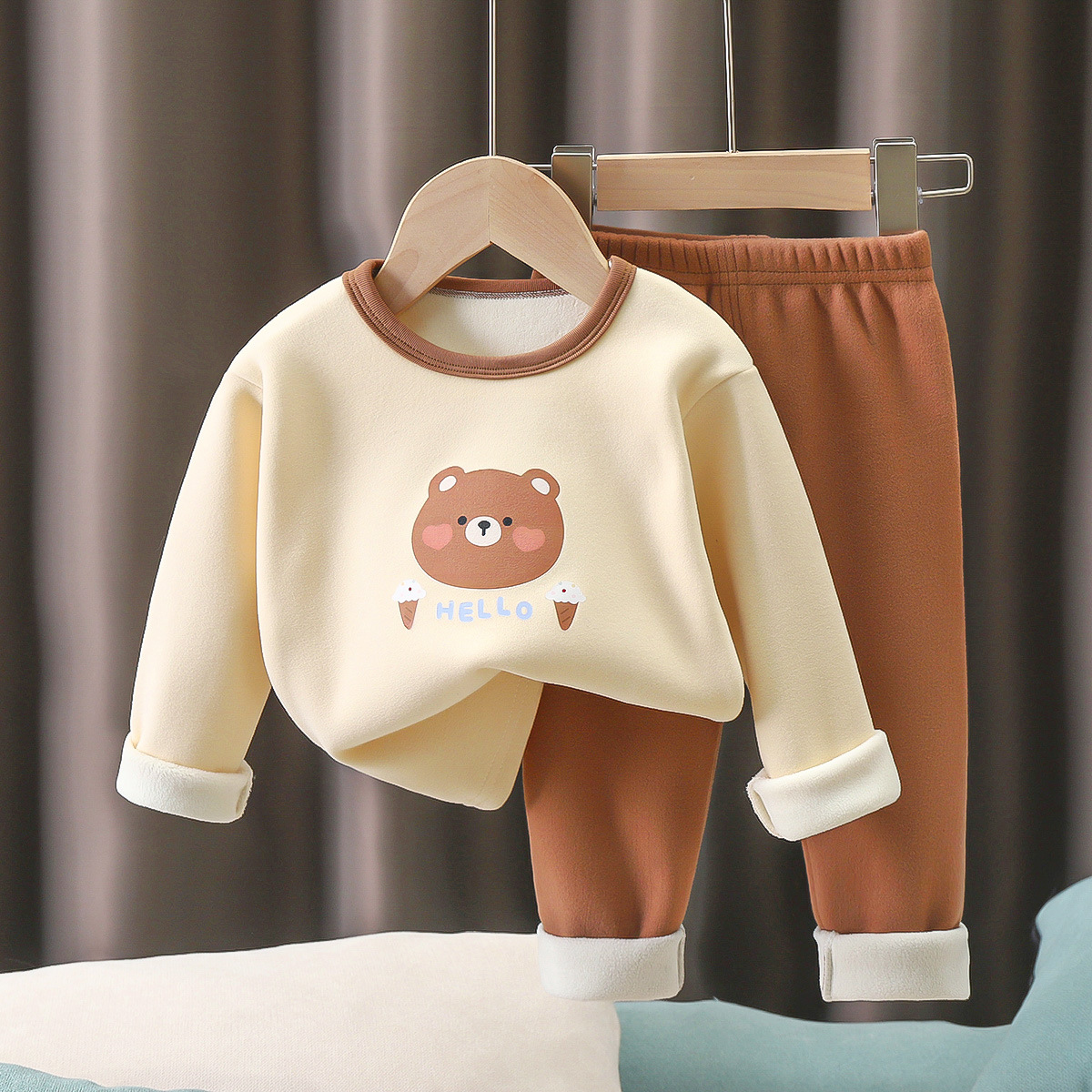 Warm suit-little bear