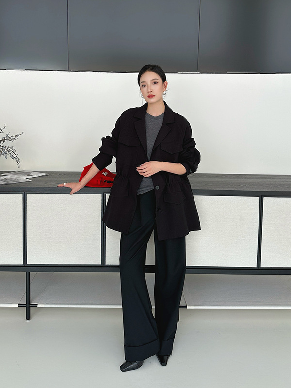 ELSISSI八字领单排扣工装口袋西装外套女2025秋季新款高级感上衣|undefined