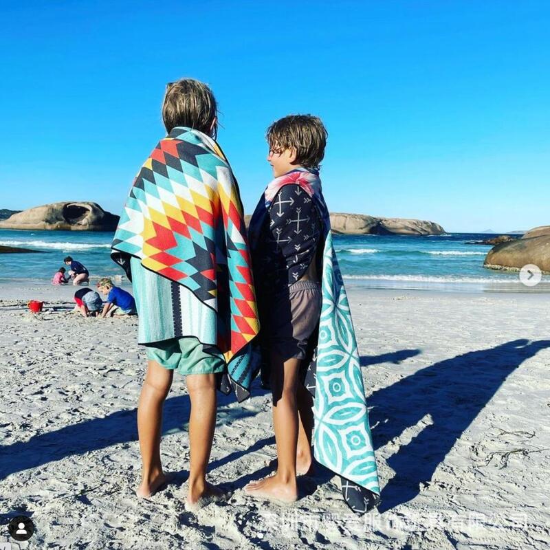 Cross-border Kidsren's Swimming Bath Towel Quick-drying Breathable Absorbent Towel Travel Bathing Cute Boys and Girls Beach Towel