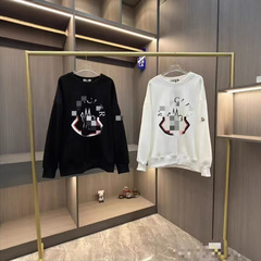 本物のMの新しい秋冬のホットスタイル、男性と女性の長袖プリントラウンドネックプルオーバー、カジュアル、ルーズで多用途なスウェットシャツ