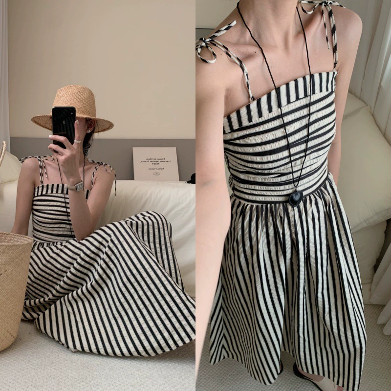 Корейское летнее французское ретро-стилистическое платье с открытыми плечами и высокой талией в тонкую полоску