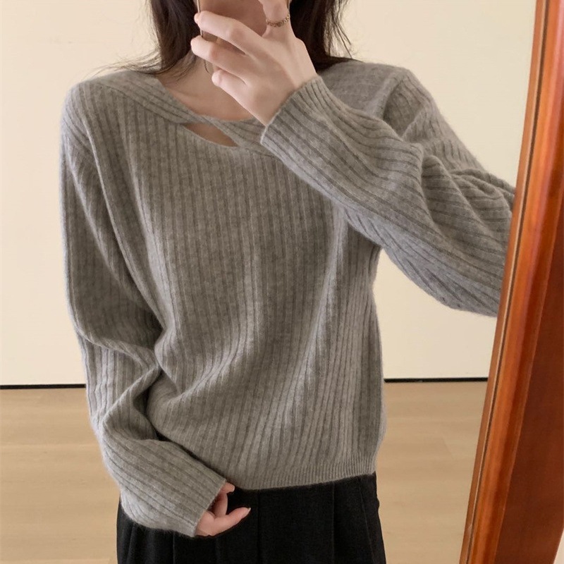 2025 nuevo diseño de torsión de hombro suéter de overhead mujeres otoño invierno vestido en el interior con camiseta de punto de manga larga image 9