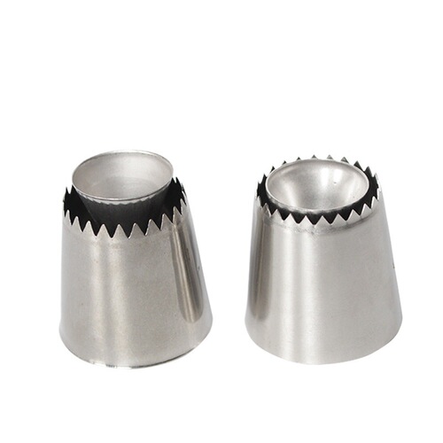 Baking 796S Romeo Icing Tip Sugar Cookies Hollow Flower Tip Popular Romeo Japanese Icing