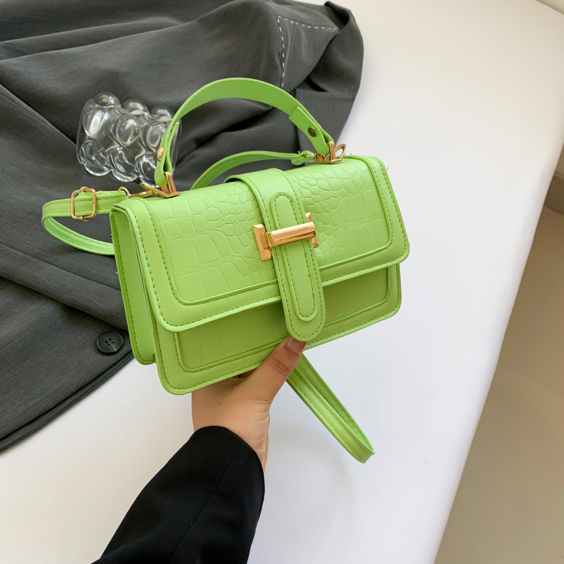 Elegante simple moda color sólido bolso 2024 principios de primavera nuevo versátil ins hombro mensajero bolsa pequeña bolsa cuadrada para las mujeres