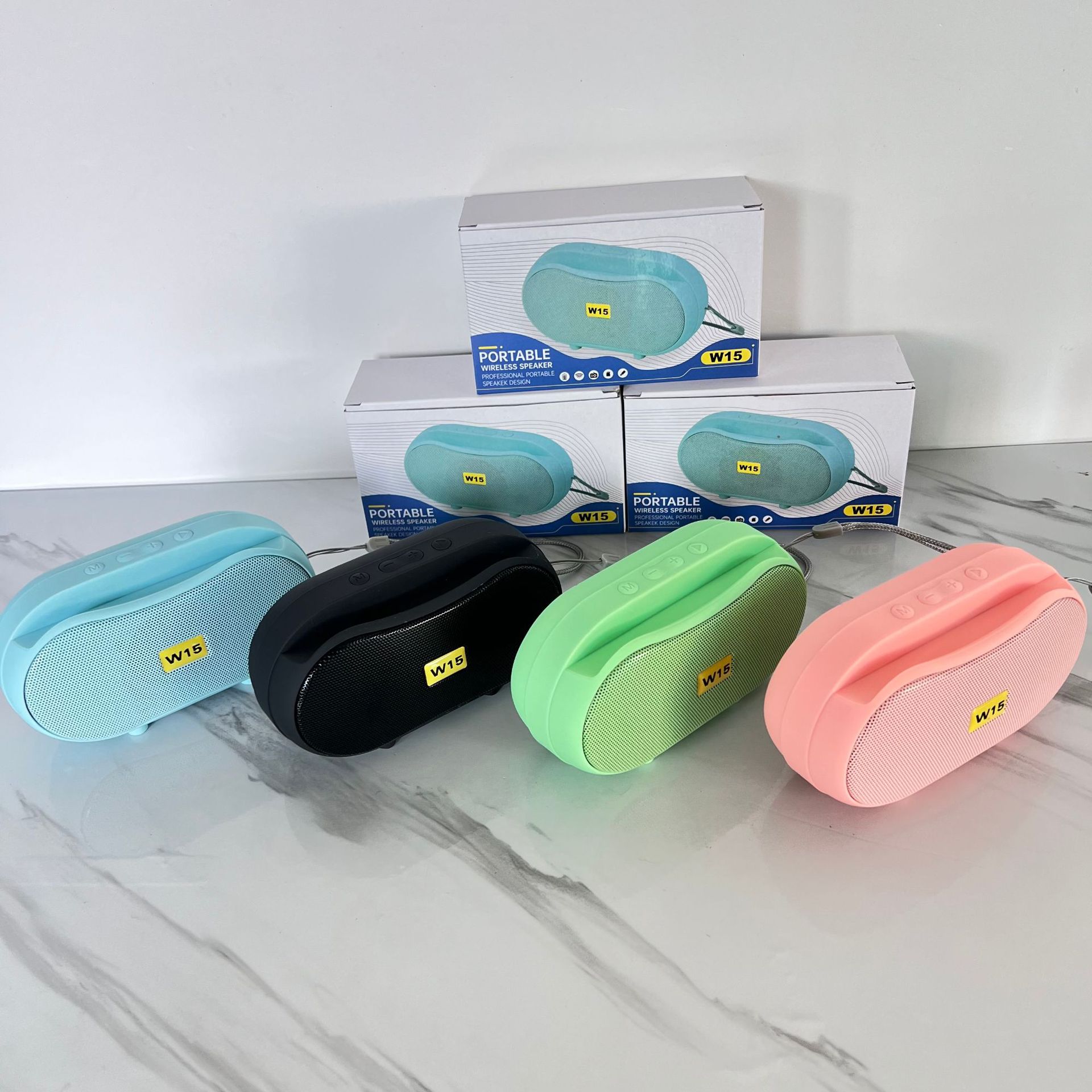 W15 altavoces Bluetooth inalámbricos radio de escritorio doméstica audio subwoofer portátil al aire libre mini sonido pequeño