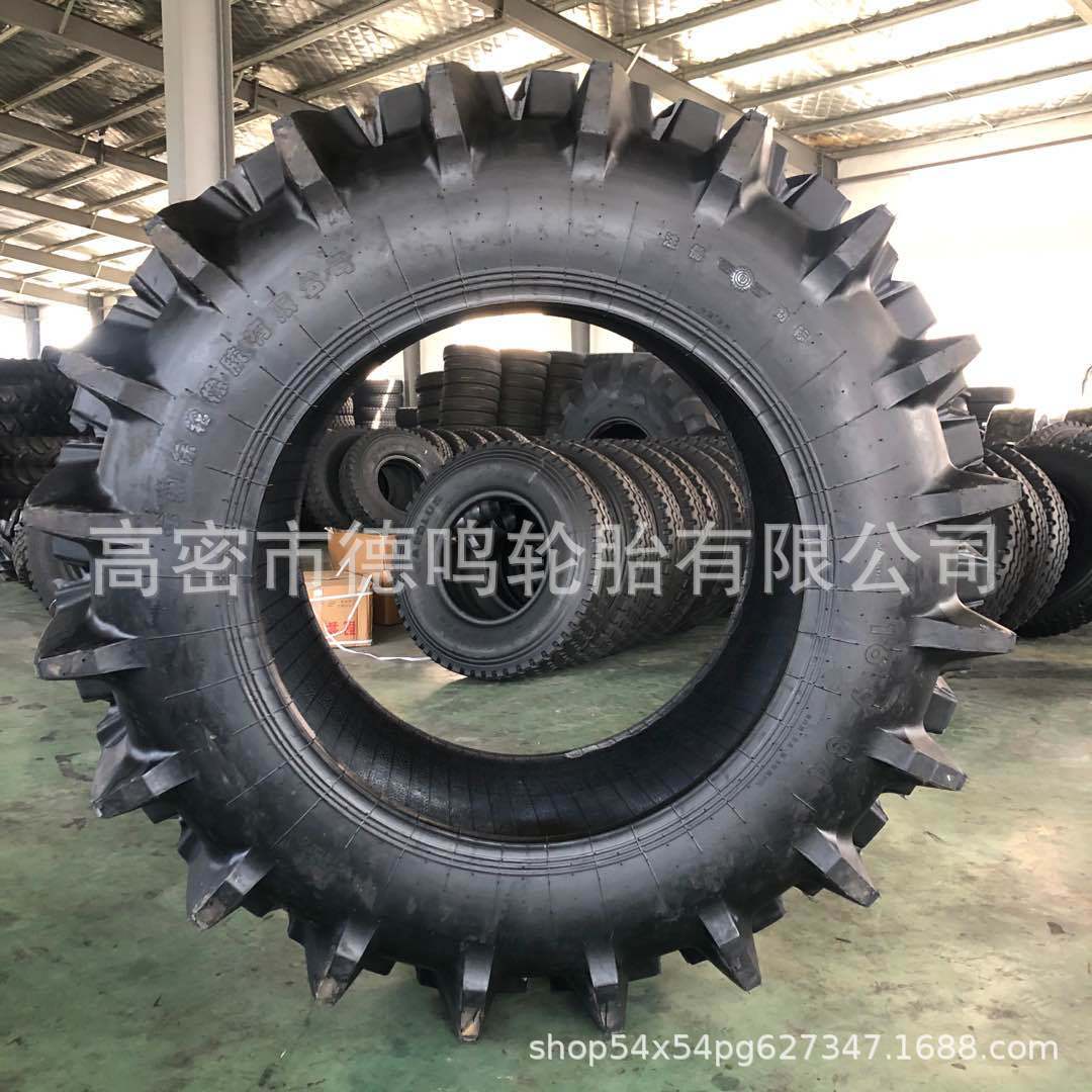 Neumático de tractor de suministro de fábrica 16,9-34 Neumáticos de arroz 13,6-38