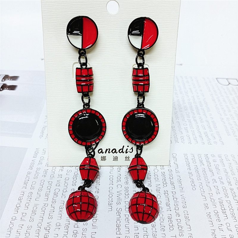 Retro Fashion Tassels Football Cup Dripping Long Earrings Wholesale Nihaojewelry display picture 5