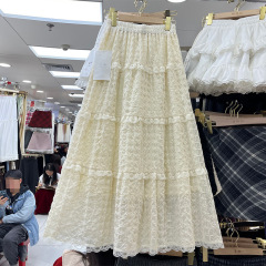 ファッション的なテンション高腰重工刺繍花の大振り子レース木耳辺長半スカートヨーロッパ駅女装春夏2025