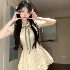 甜美小个子初恋连衣裙女夏季法式绿色条纹甜妹少女清纯好看短裙子