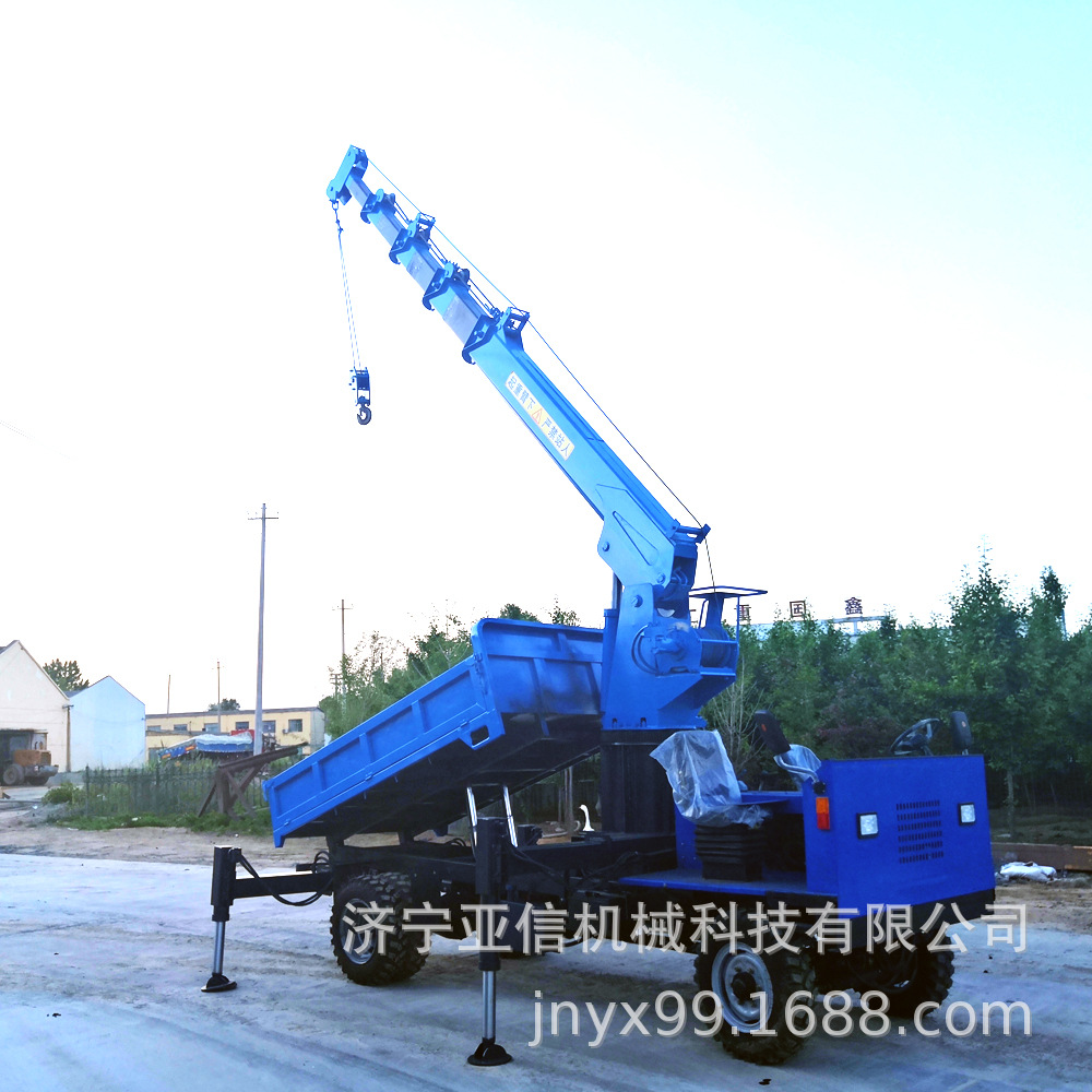 两驱四不像随车吊 改装四轮平板运输吊车 小型农用四轮自备吊车