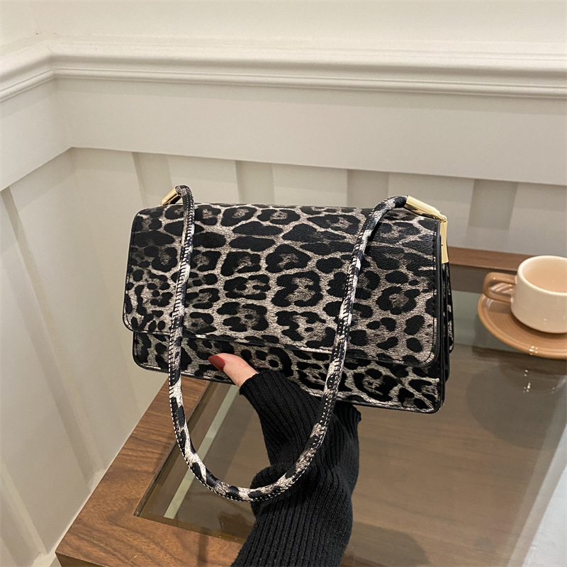 Coreano simple estampado leopardo bolso de brazo 2024 nuevo estilo ocio retro bolso de hombro estilo bolso de mochila pequeño