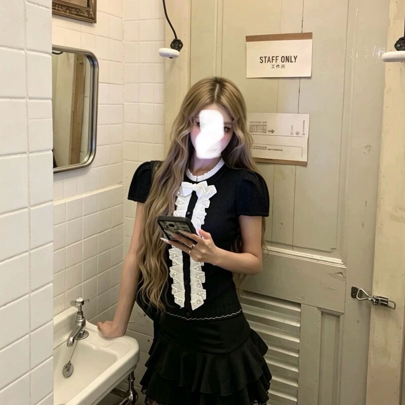 2026 Summer New Style Embroidered Round Neck Color-Blocked Lace Black and White Bow-Knot Chanel-Style Short-Sleeve Cardigan