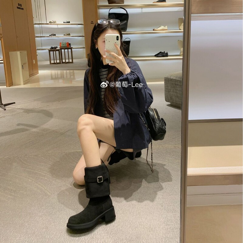 牛皮版~葡萄妈同款绒面翻折厚底裤管靴女新款圆头中筒靴马丁靴子|undefined