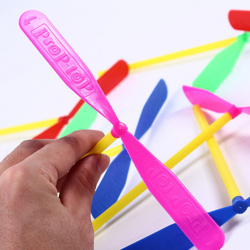 16.8CM hand-rolled bamboo dragonfly/square street stall night market flying fairy flying disc traditional toy plastic flying leaves