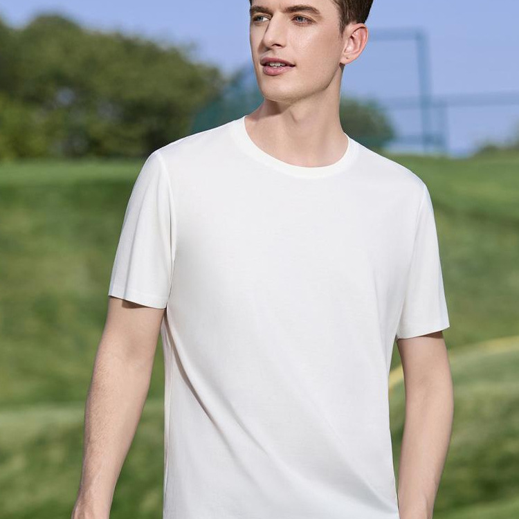 Men's fashionable solid color white short sleeve T-shirt with a…