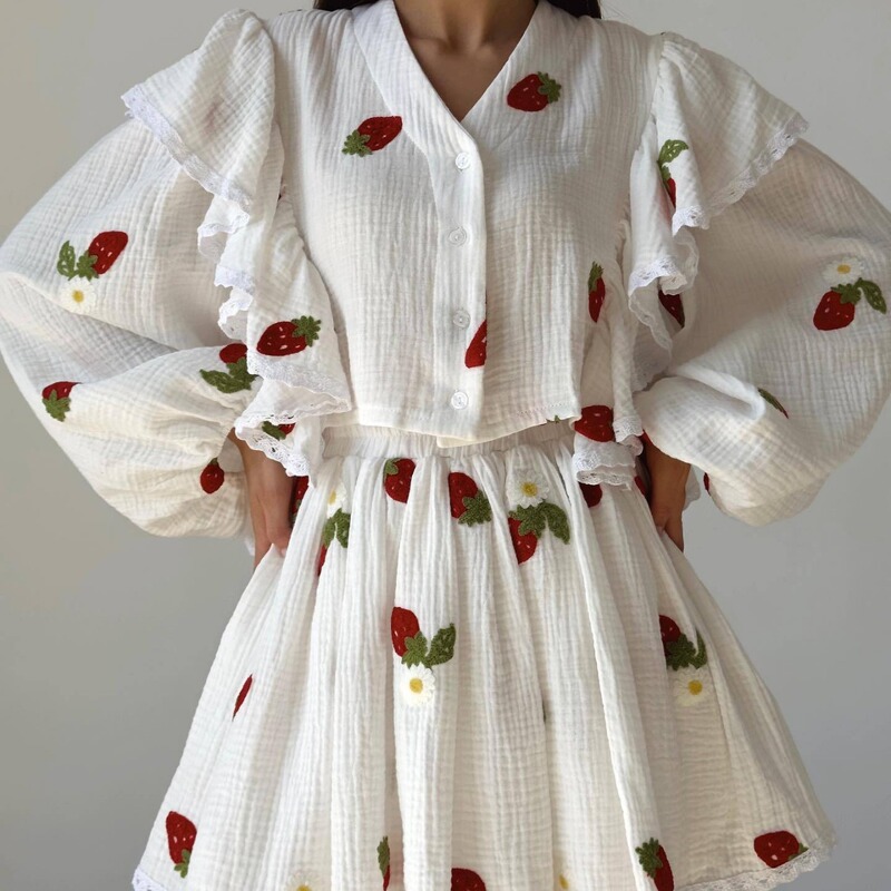 GY24134 Fashion Cotton Linen Style Ruffled Strawberry Print Skirt suit Home Clothes New in Europe and America