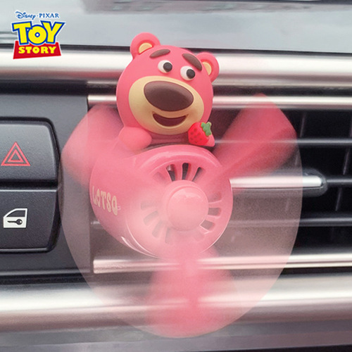 迪士尼车载香薰草莓熊出风口装饰香水女汽车用品车内摆件车用香氛