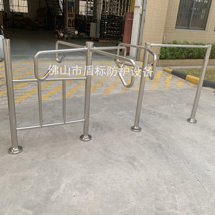 厂家供应超市进出口器单向门不锈钢旋转十字道匝半高式人行导向机
