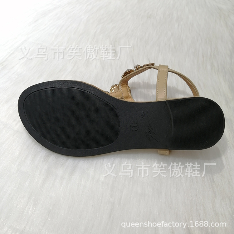 Ladies summer flat sandals women 夏季时尚金属扣女士凉鞋外贸