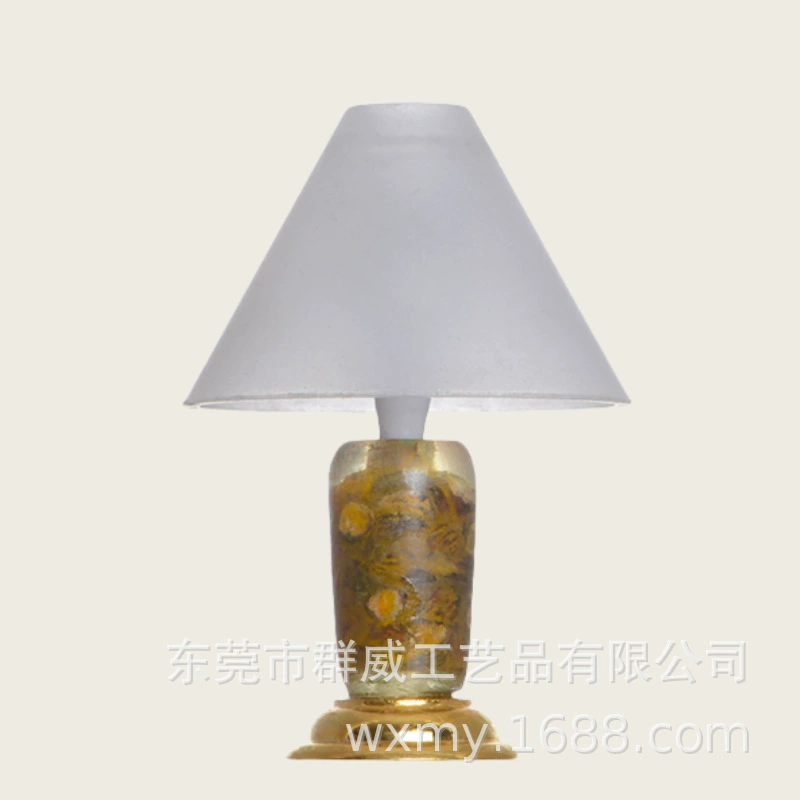 Кукольный дом миниатюрная лампа прикроватная лампа настольная лампа ob11 сцена украшения ретро маленькая лампа