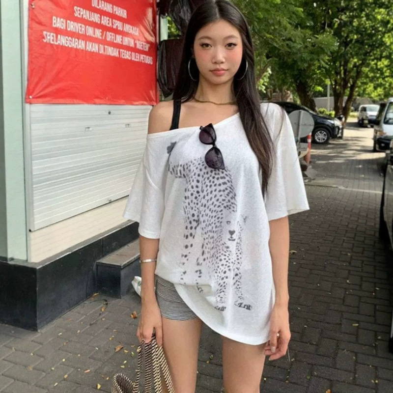 Korean ins niche leopard print sunscreen cover-up semi-transparent snowflake cotton casual loose off-shoulder short-sleeve T-shirt top Korean ins niche leopard print sunscreen cover-up semi-transparent snowflake cotton casual loose off-shoulder short-sleeve T-shirt top