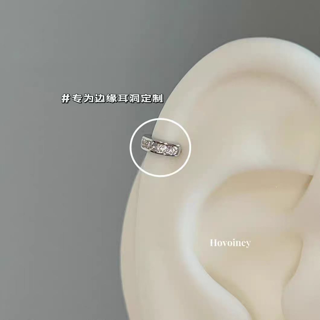 6mm 다이아몬드 귀걸이 한 쌍