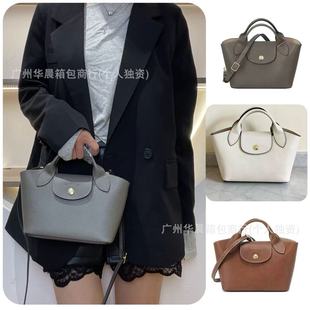 ��肰�2025�¿�r������˻@��С���������ٴ�μ�б��Ů��