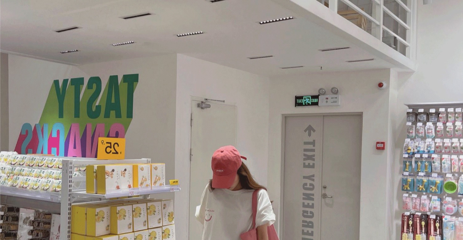 69_O1CN01BSrM8Z2At8C7kEPr4_!!3