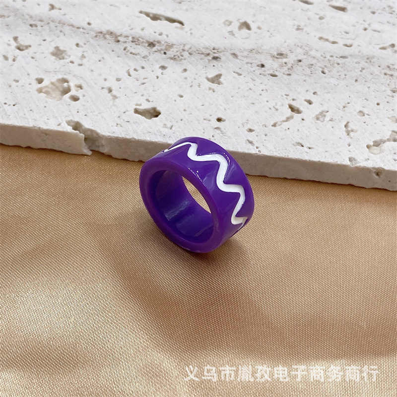 Nueva Corea del Sur ins estilo nicho personalidad onda línea hecha a mano pintura al aceite pintado resina anillo transfronterizo