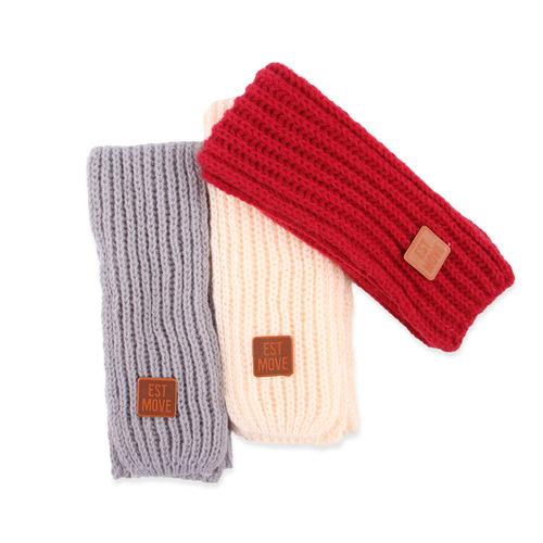 Creative pet warm knitted scarf VIP teddy scarf cat and dog winter supplies