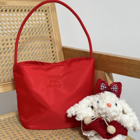 Bolsa de mano de estilo coreano de alto nivel, bolsas de mano de nicho de lujo ligeras, bolsas de actividades de apertura de belleza, bolsas de regalo prácticas para clientes