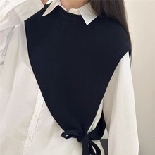 2025春夏新款披肩针织外搭小坎肩韩版设计感三角马甲女叠穿搭配黑