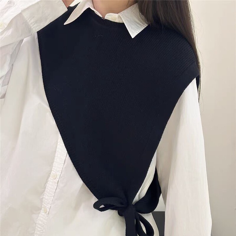Spring and Summer 2025 New Style Shawl Knitted Outer Washer Korean Style Design Triangle Vest for Women Stacked with Black