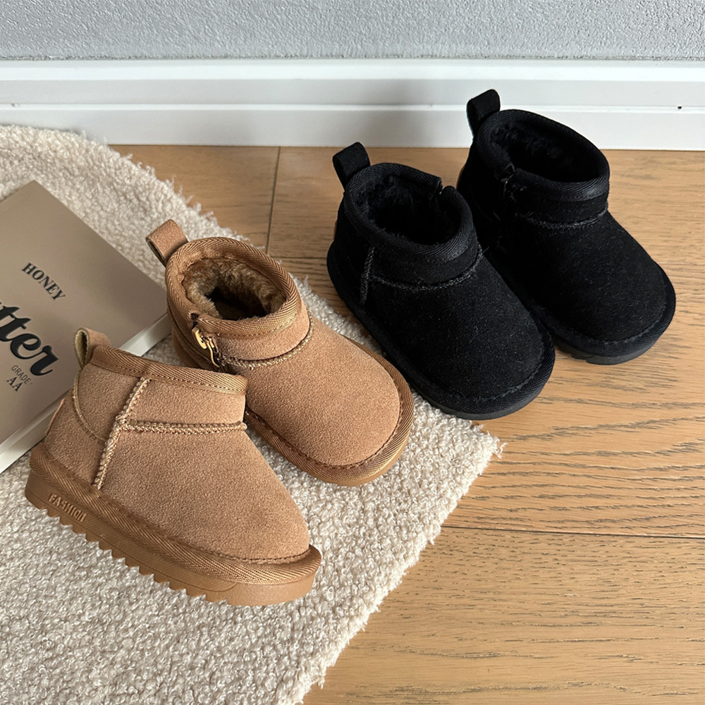 Children's snow boots