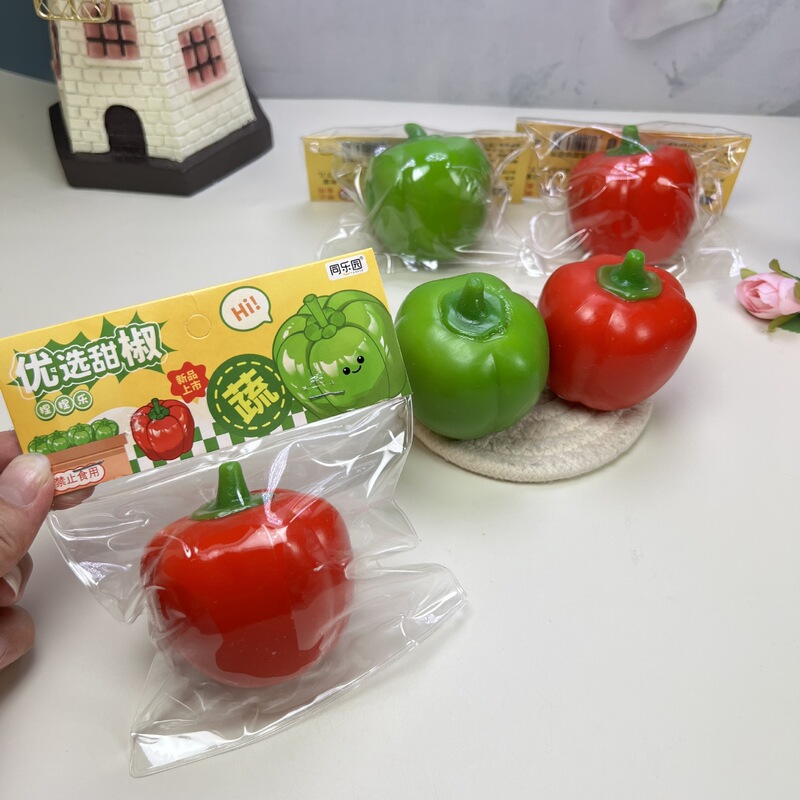 Cross-border green pepper and chili squeeze toy, food-themed stress-relief toy, TPR squeeze toy for venting and stress reduction, prank toy, Amazon