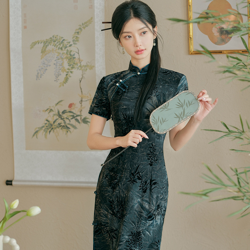 Summer velvet elegant retro cheongsam