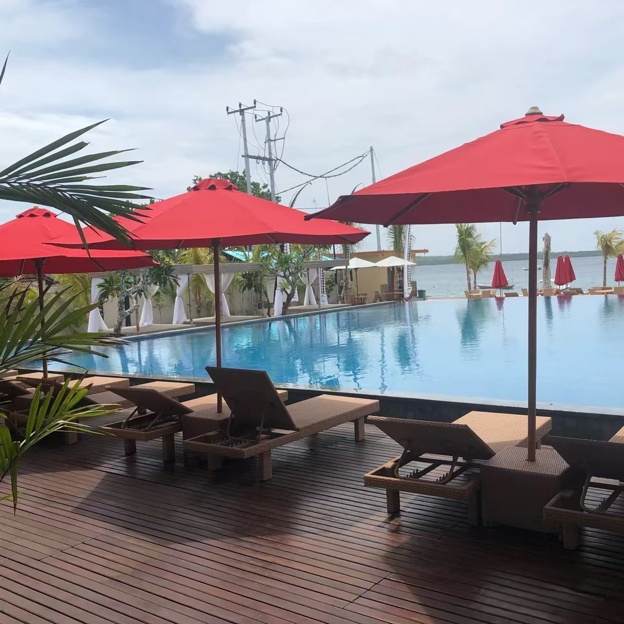 Travel street umbrella solar-powered, beach swimming pool 3
