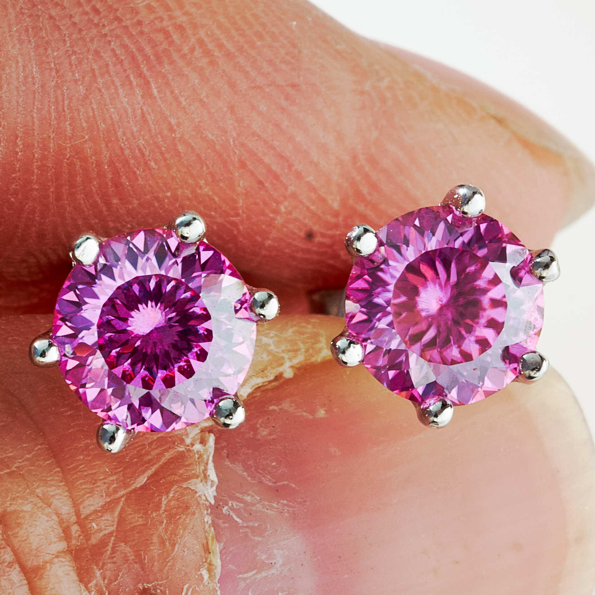 Rosa 1 quilate 6.5mm redondo 100 cara cortada moissanite orejas de plata esterlina S925 con certificado GRA