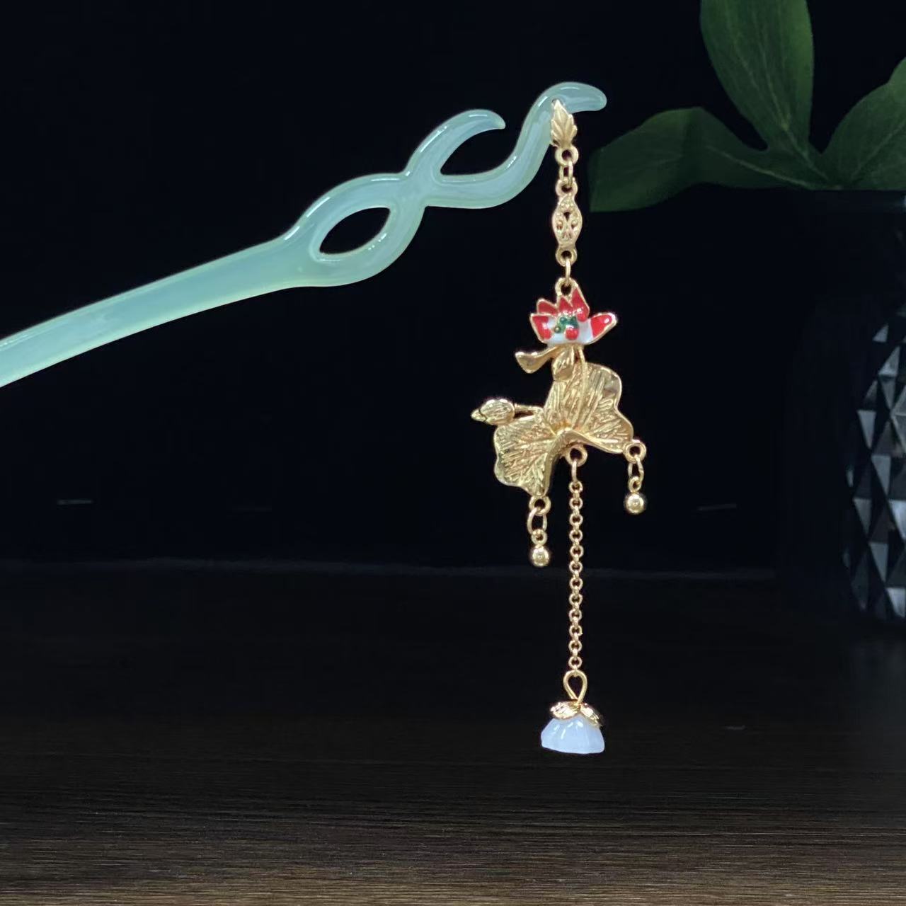 Hairpin 0587