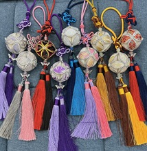 广西民族特色手工中国结双流苏绣球挂件刺绣成品纪念品4公分红色