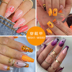 Hot-selling Halloween festival manicure with vibrant leopard print and shimmering glitter—wholesale wearable fake nails for European and American markets