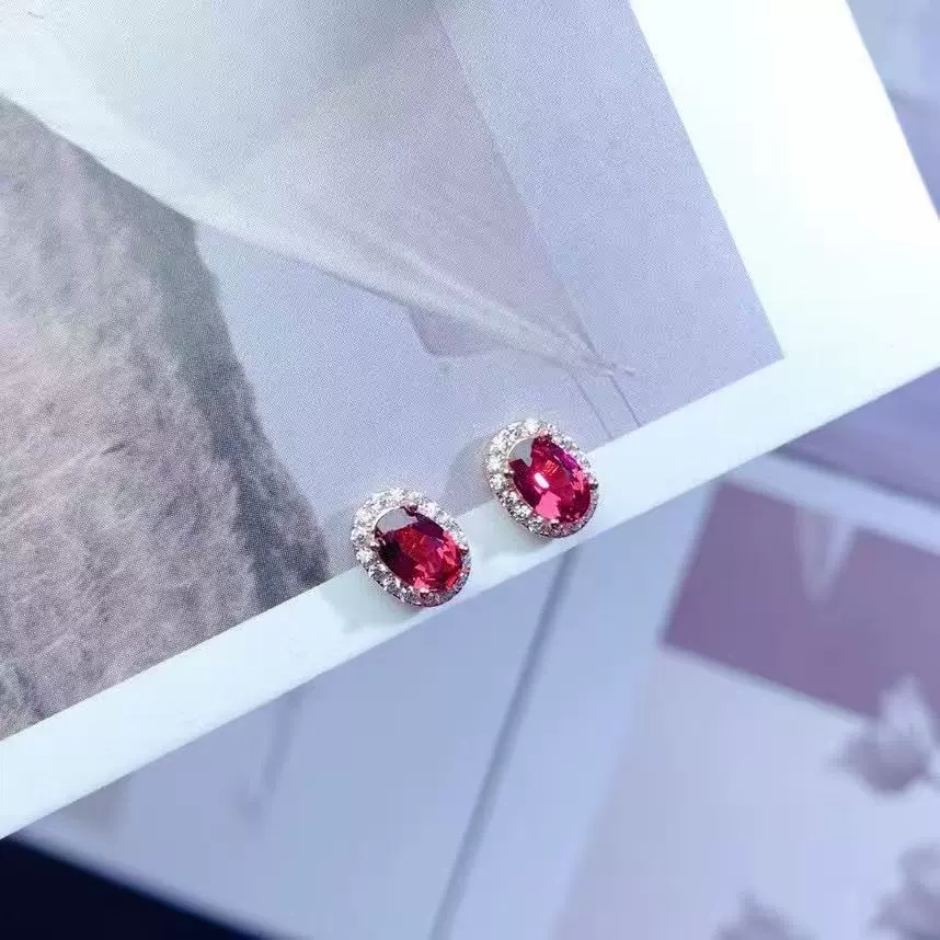 Серьги из стерлингового серебра S925 с инкрустацией из натурального магниево-алюминиевого граната, простые, модные, изысканные и высококачественные, универсальные ювелирные изделия из цветных драгоценных камней.