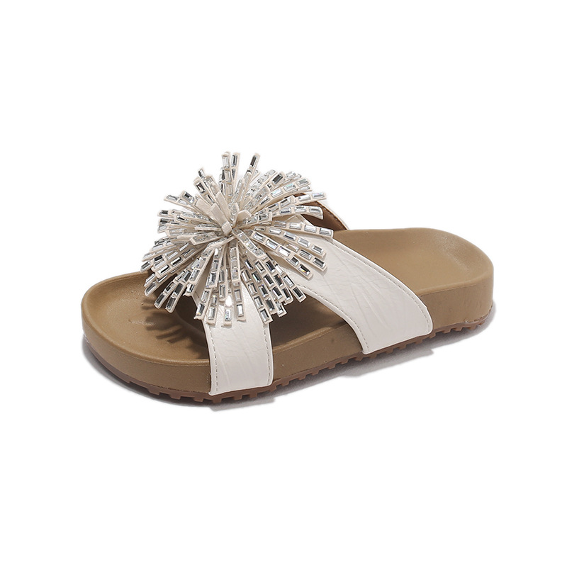 Zapatos de playa de moda de niñas versátiles 2026 verano nuevos zapatos de boccan huecos para niños zapatos de princesa