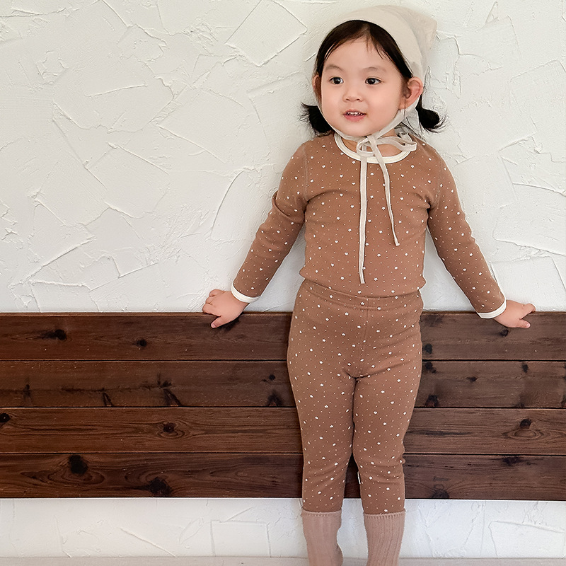 Ropa de otoño del bebé pantalones largos traje algodón los niños invierno cepillado estilo Coreano ropa interior térmica lana estante sin hueso Pijamas