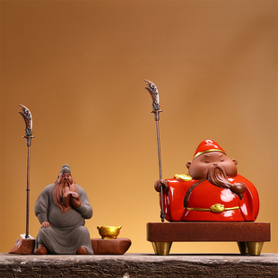 Q version Guan Gong Wu Sheng Guan Yu small ornaments thread incense plug tea pet home lucky text Guan Gong decoration tea play decorations